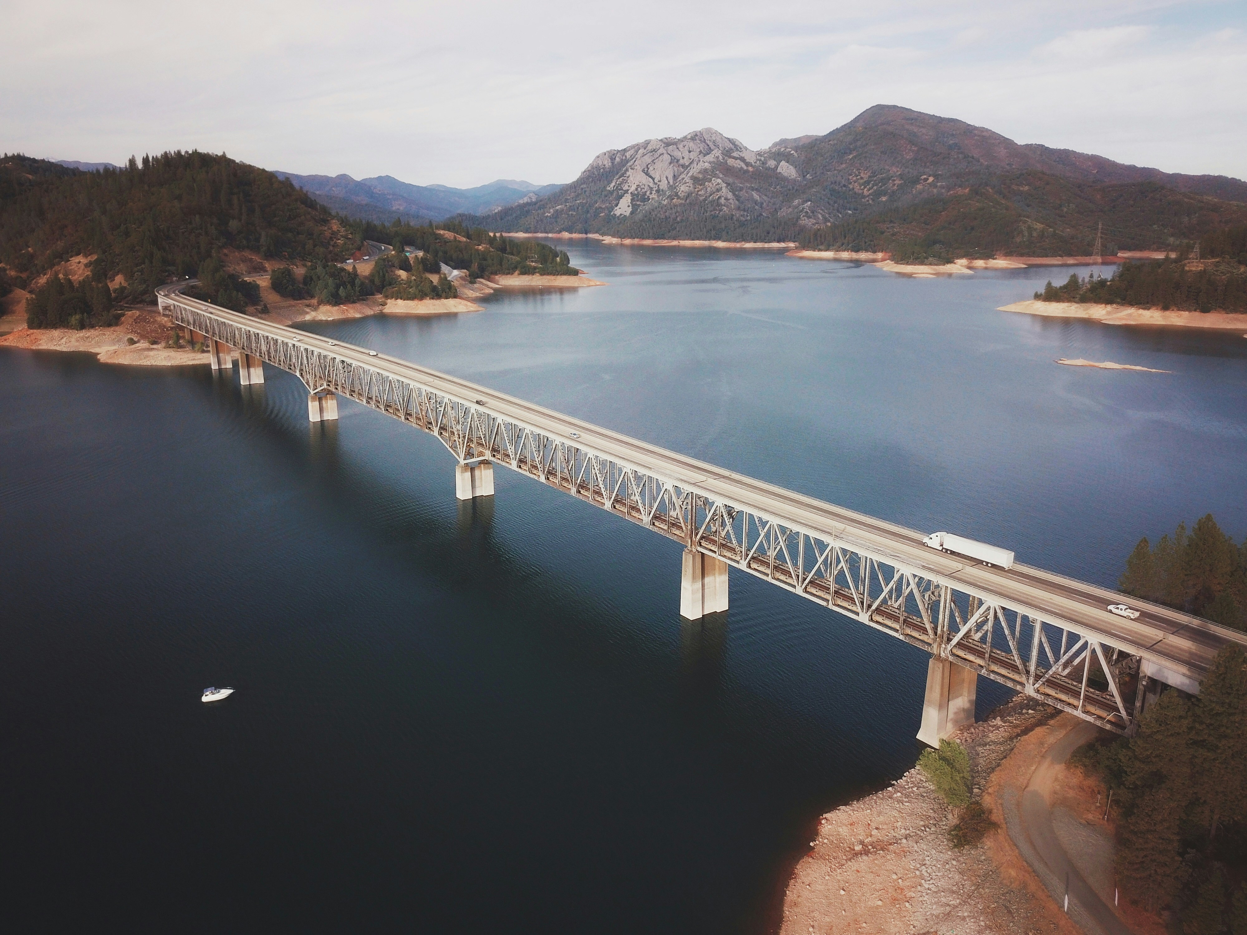 Shasta lake